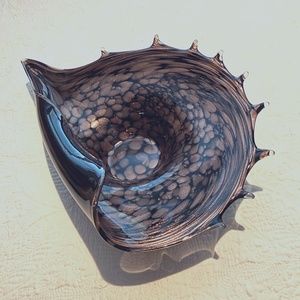 Murano-like Mid-Century Shell Shaped Art Glass Bowl
